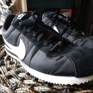 Rare Nike Cortez Nylon